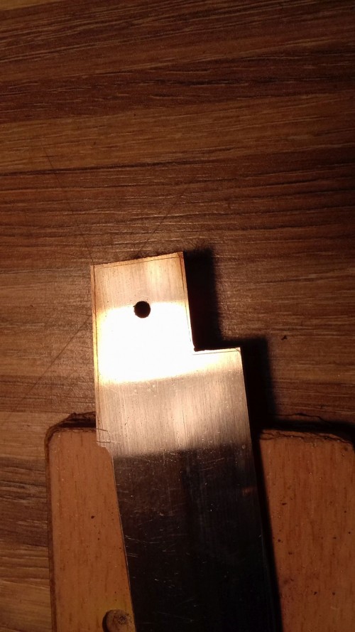 53881550724593964693