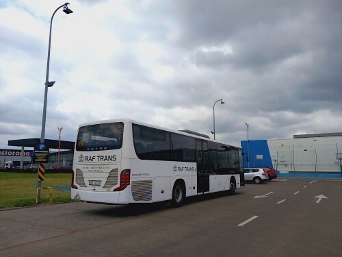 Okęcie, parking przed Decathlonem. 17.06.2025 r.