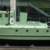 78930784258357576402